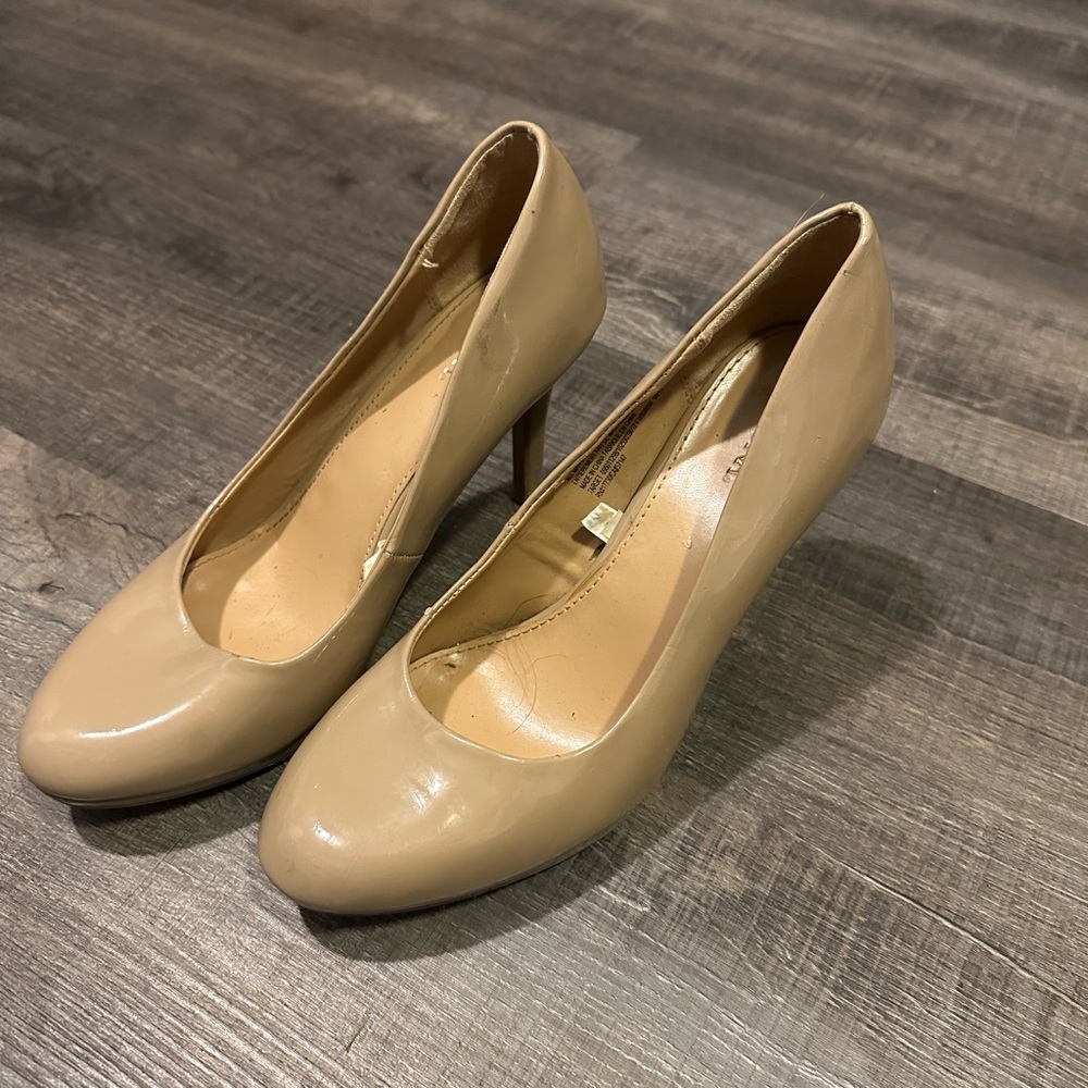 Tan heels